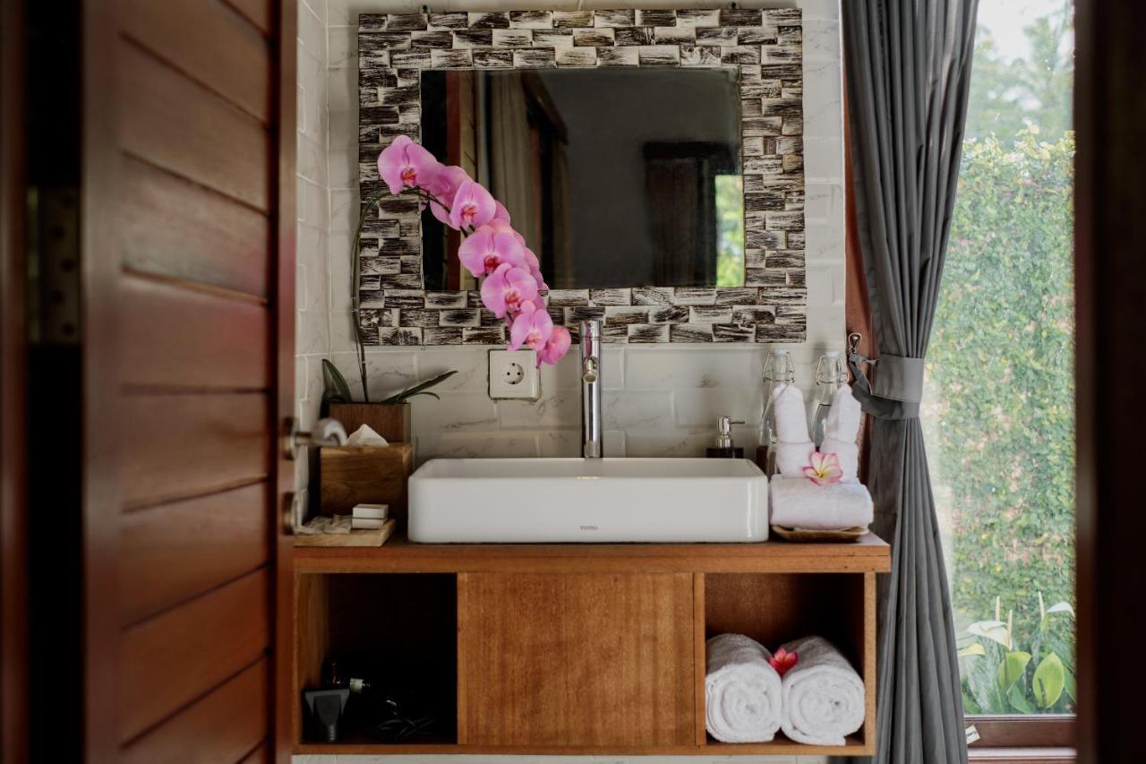 Ratni Ubud Villa Buitenkant foto
