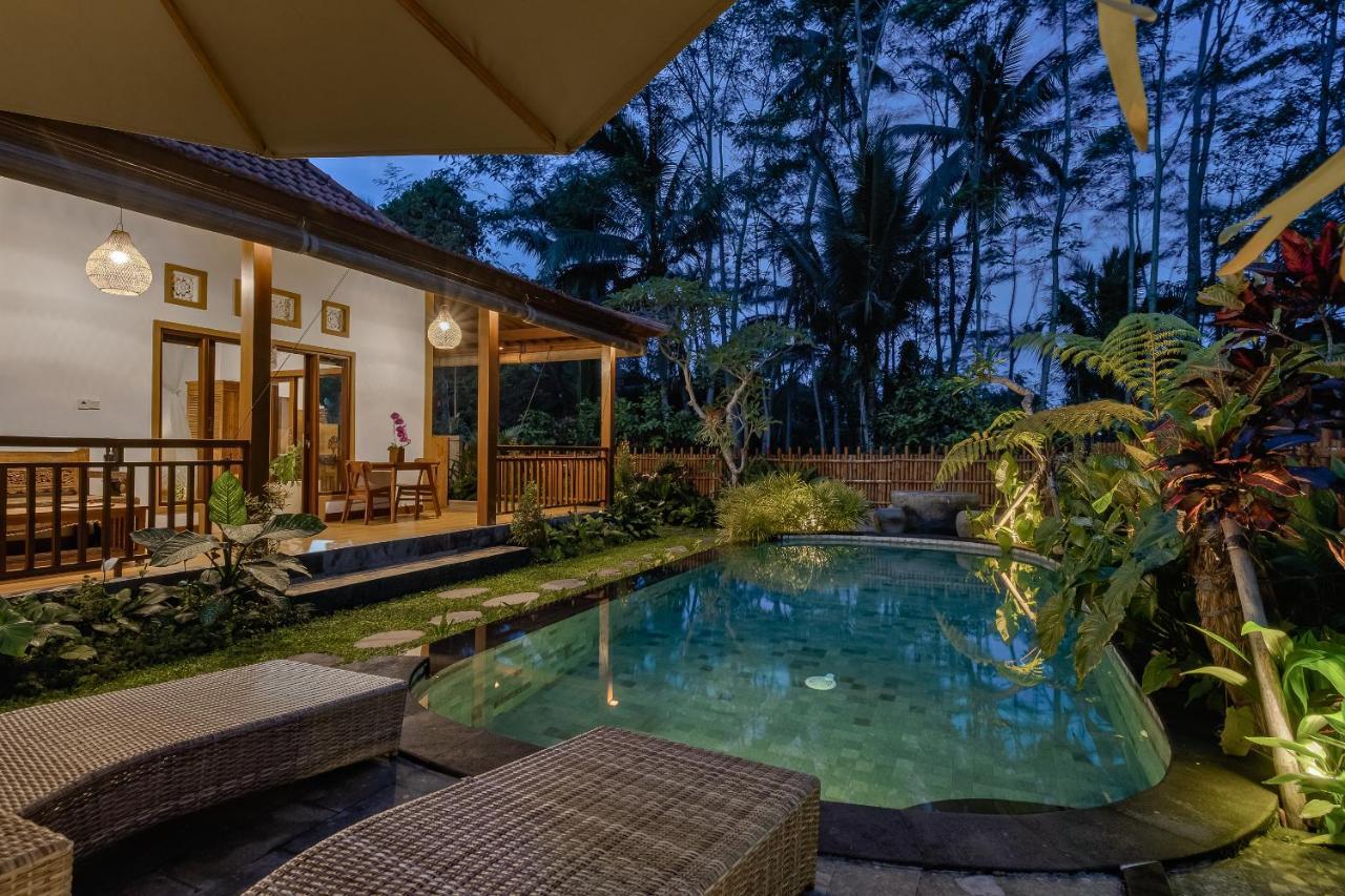 Ratni Ubud Villa Buitenkant foto