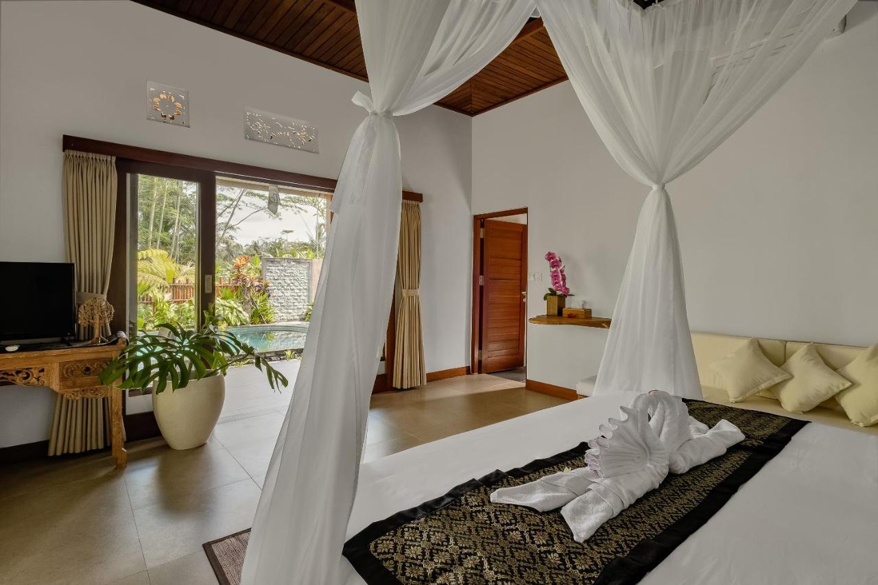 Ratni Ubud Villa Buitenkant foto