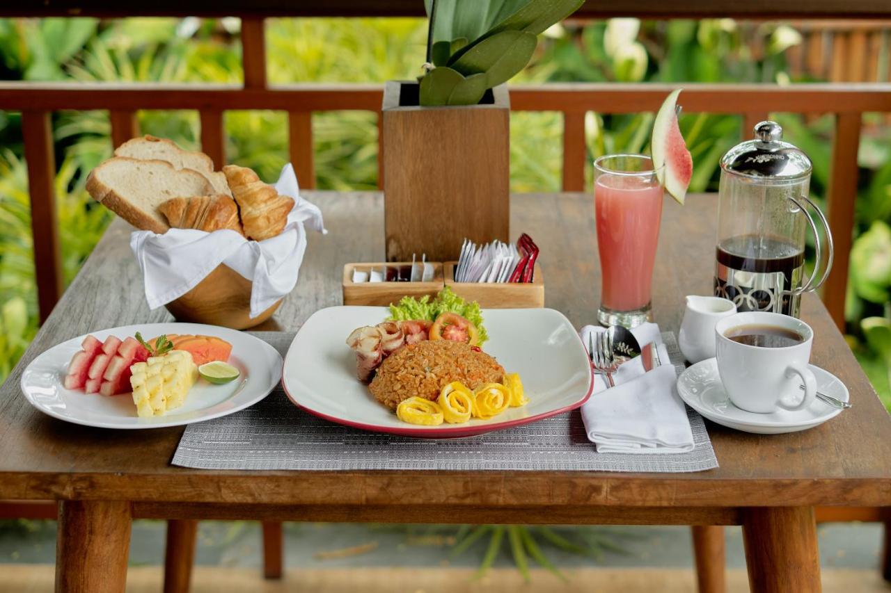 Ratni Ubud Villa Buitenkant foto